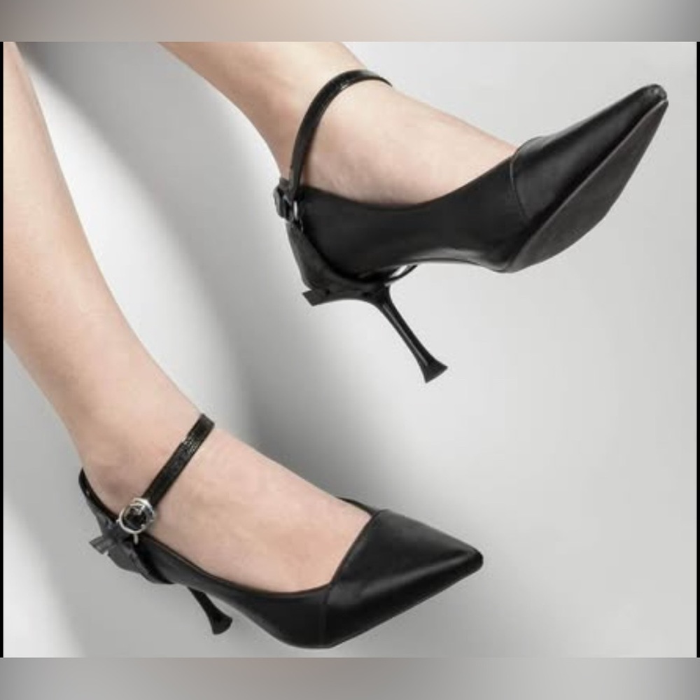 Ann Taylor Shoes - Picture 1 of 7